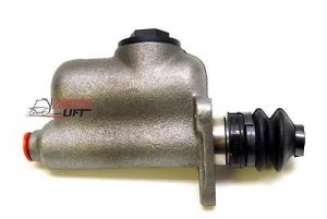 NEW BRAKE MASTER CYLINDER FITS CLARK CAT HYSTER YALE & TOYOTA 899499 3002619